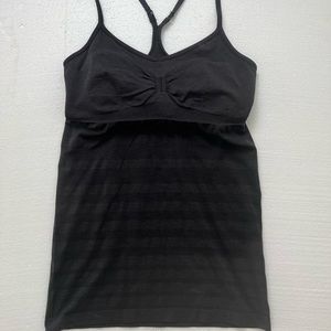 Lululemon Y tank with build-in bra